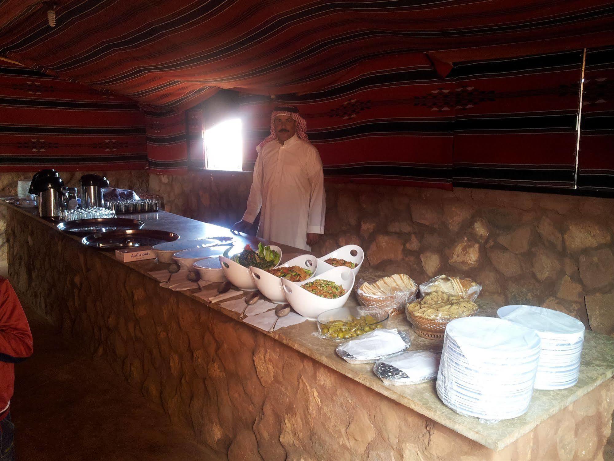 Wadi Rum Caravan Camp Exterior photo